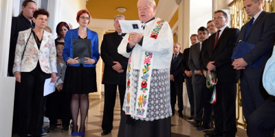 NID-6445_emlektabla_avatas39.JPG