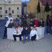 08_apr_kids_1.jpg