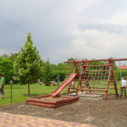 NID-825_csaladinap00003.jpg