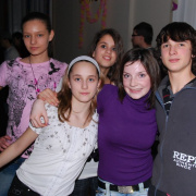 NID-1431_Piar_Party00281.jpg
