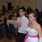 NID-2221_tancbemutato00153.JPG