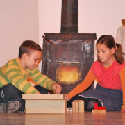 NID-2295_iskolai_karacsony00118.JPG