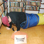 053.JPG