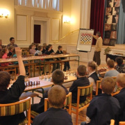 NID-2435_sakk 090.JPG