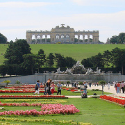 NID-2500_schonbrunn2.jpg