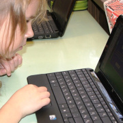 NID-3113_NID-3113_tanuloi_laptop7.JPG