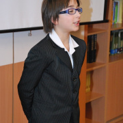 NID-3222_iro_olvaso095.JPG