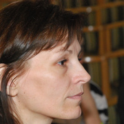 NID-3358_iro_olvaso 031.JPG