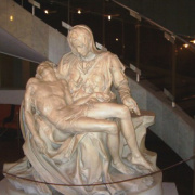 NID-3507_zsinagoga---michelangelo-galeria---vatikani-pieta.jpg