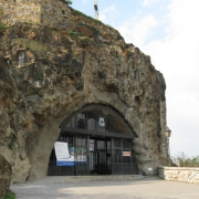 NID-4232_szent-gellert-sziklatemplom_01.jpg