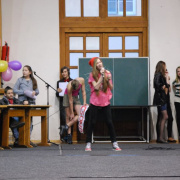 NID-4303_farsang052.jpg