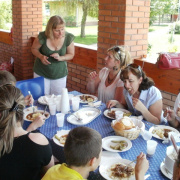 NID-4550_11a_csaladinap064.JPG