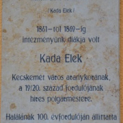 NID-5185_Kada_Elek_emlektabla002.JPG
