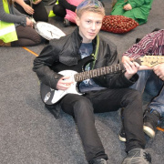 NID-5259_farsang010.jpg