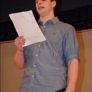 NID-5271_farsang240.JPG