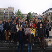 NID-5388_20140425_2017B_Budapest-maskepp_04.jpg