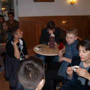 NID-5388_20140425_2017B_Budapest-maskepp_17.jpg