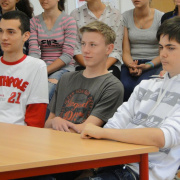 NID-5482_videoconf006.jpg