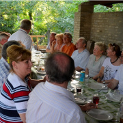 NID-5490_Urihegy_piknik019.JPG