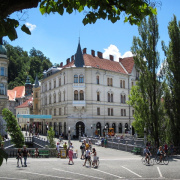 NID-5563_romai_zarandoklat14.jpg
