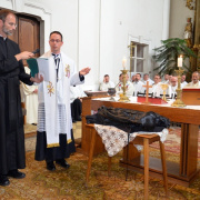 NID-5586_beoltozes035.JPG