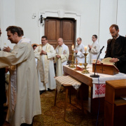 NID-5586_beoltozes077.JPG