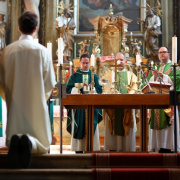 NID-5595_Veni_Sancte64.JPG