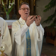 NID-5754_kereszteles090.JPG