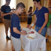 NID-6418_TESZI_zaronap144.JPG