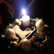NID-6712_advent01.jpg
