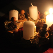NID-6712_advent03.jpg