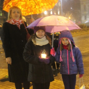 NID-6712_advent28.jpg