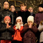 NID-6722_advent108.JPG