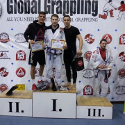 NID-6833_grappling2.jpg