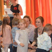 NID-7038_Anyak_napja_2016_majus_2._csoport0021.jpg