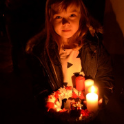 NID-7352_advent54.JPG