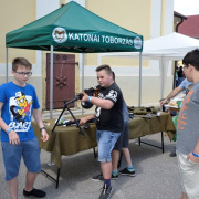 NID-7628_kerti_party001.JPG