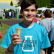 NID-7628_kerti_party067.JPG